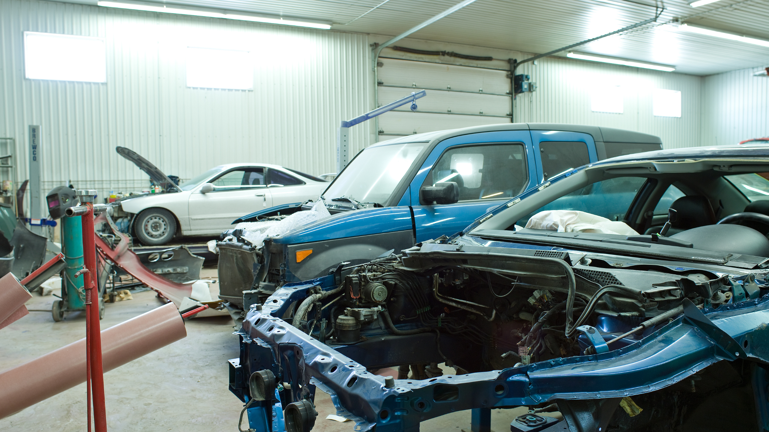 auto body shop